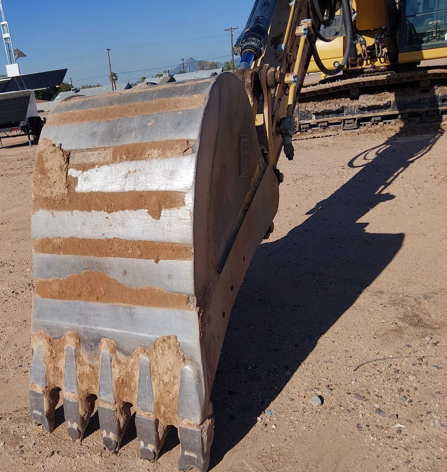 2021 Caterpillar 320