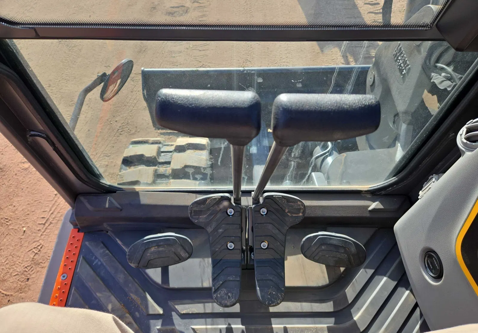 2023 Volvo ECR88D