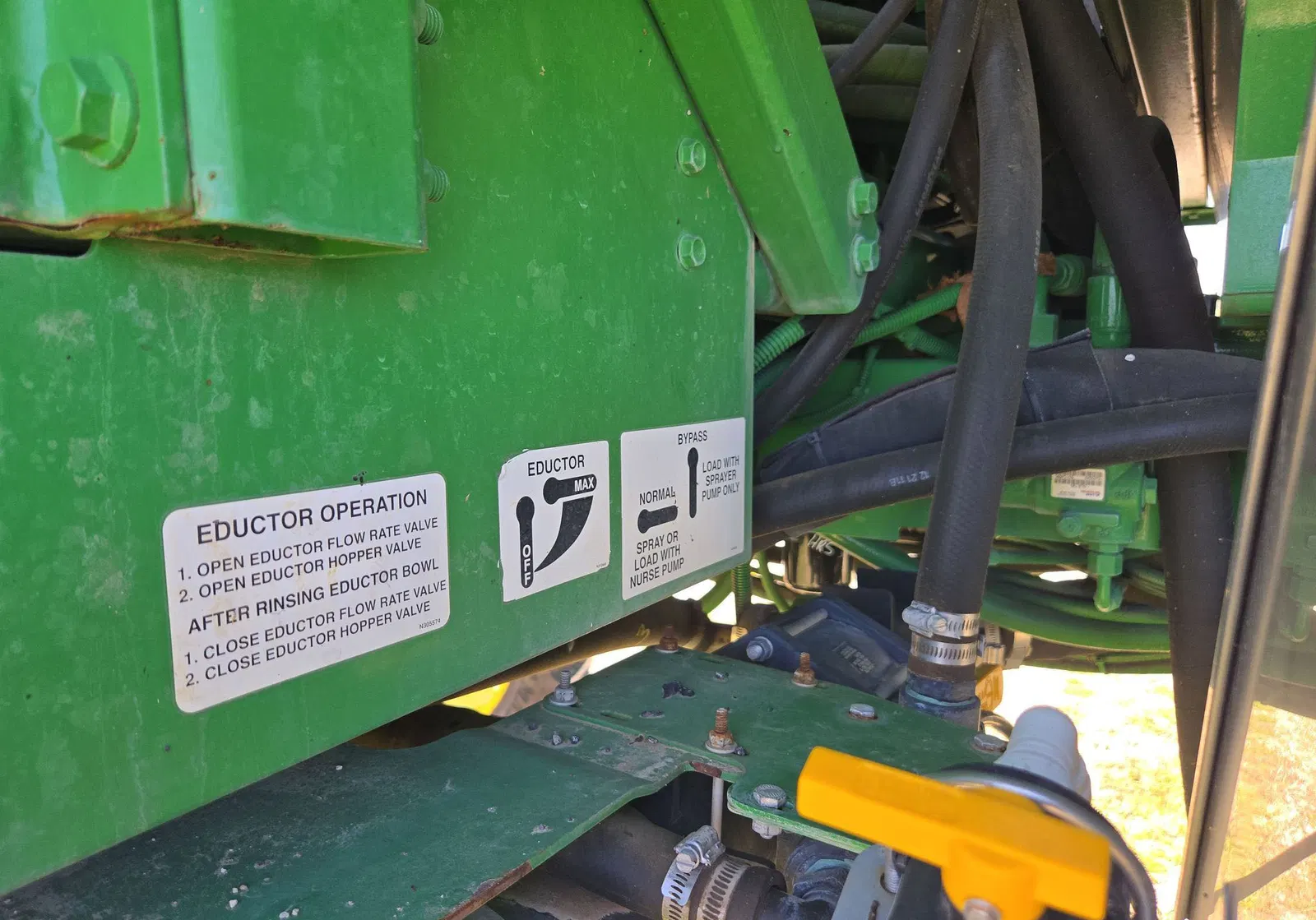 2012 John Deere 4830