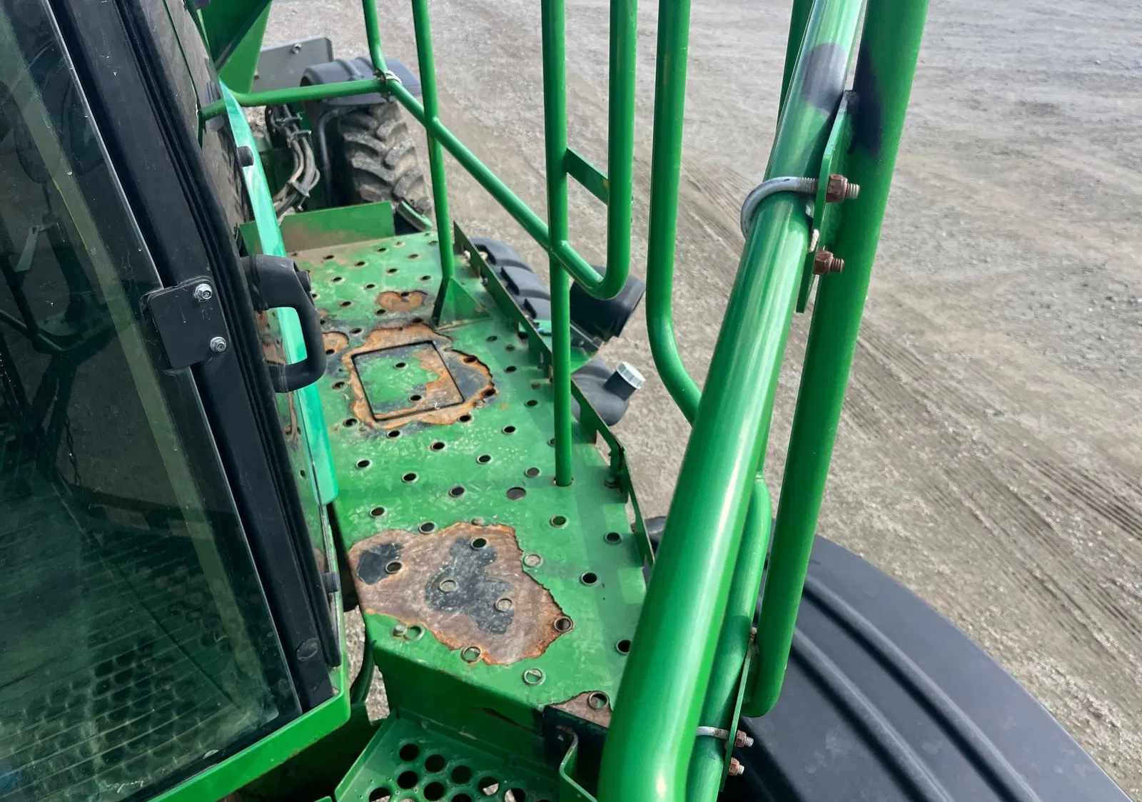 2013 John Deere 4940