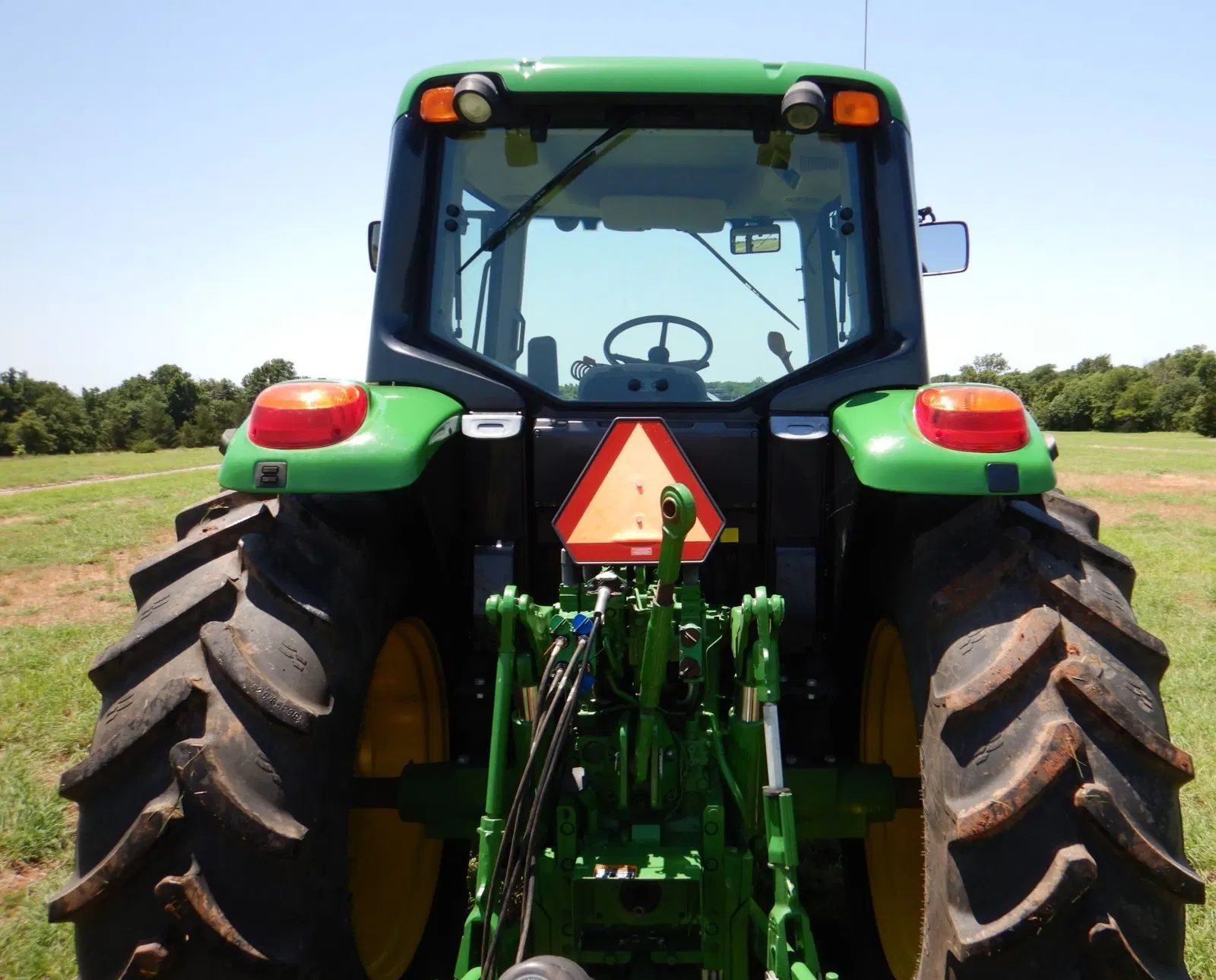 2019 John Deere 6145M