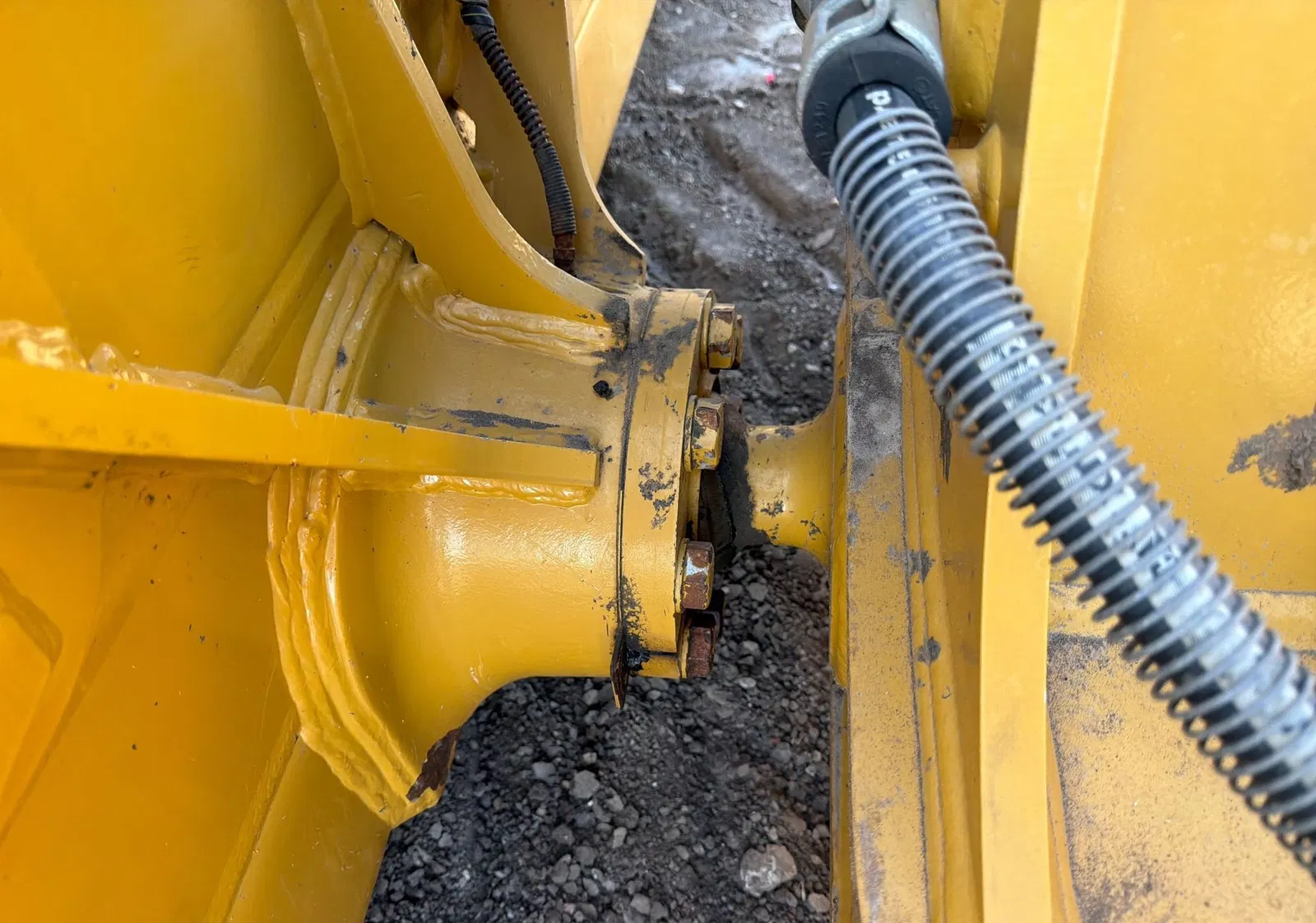 2024 Caterpillar D5