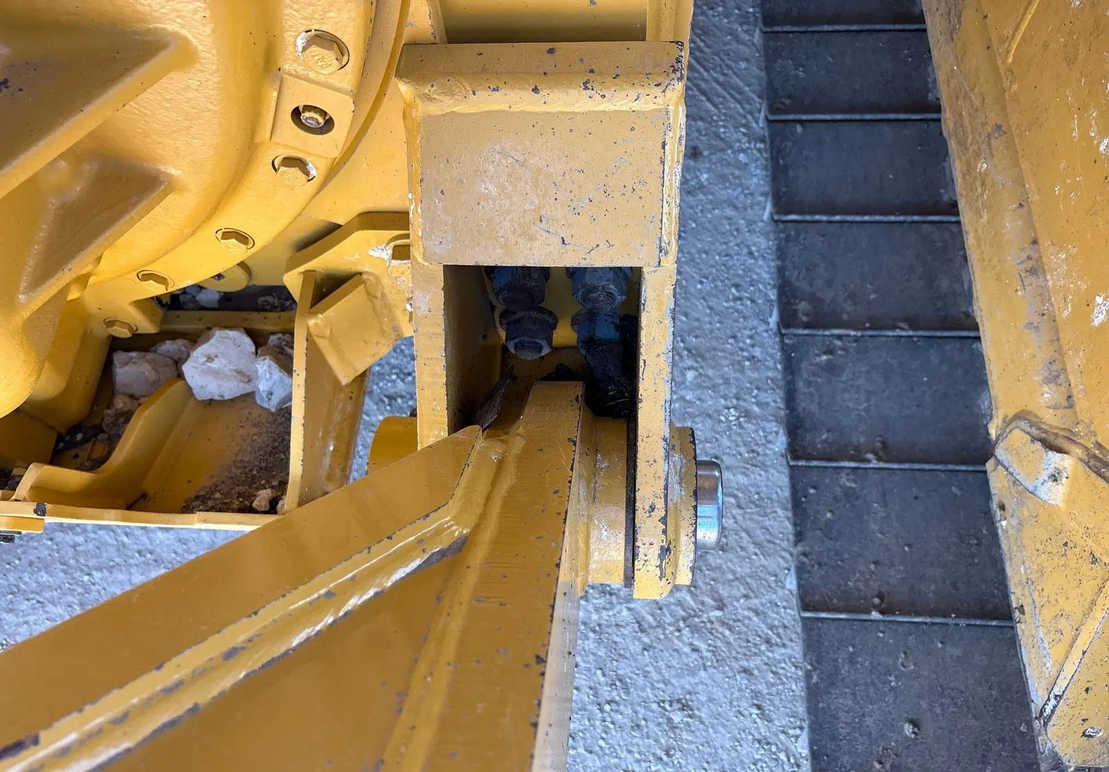 2022 Caterpillar D6
