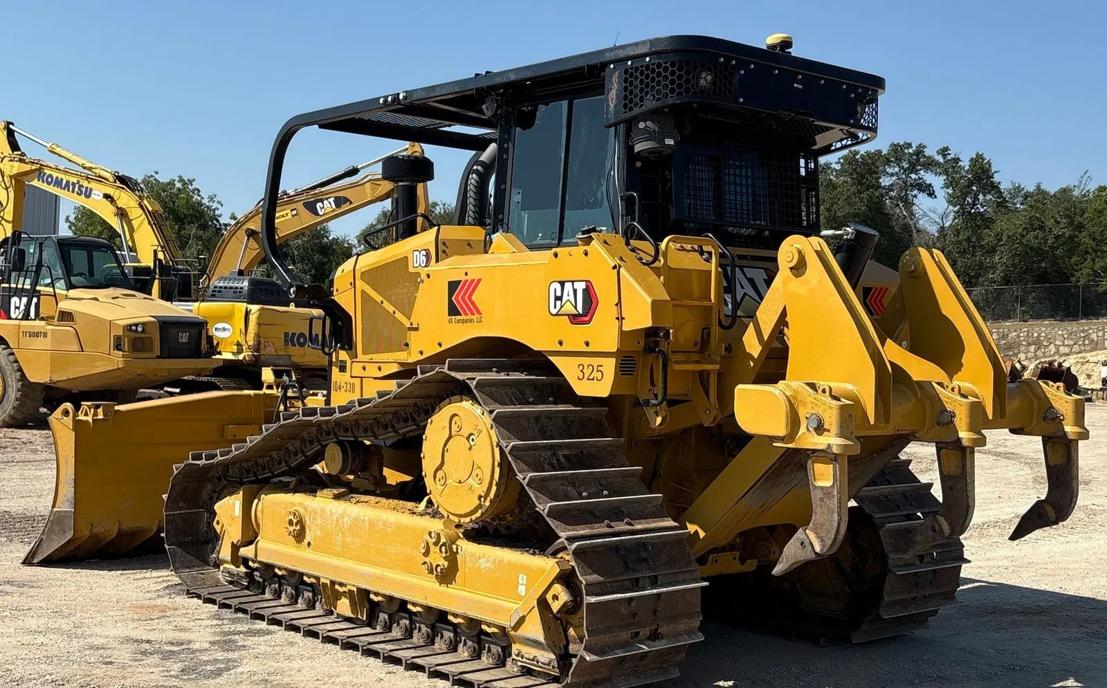 2022 Caterpillar D6