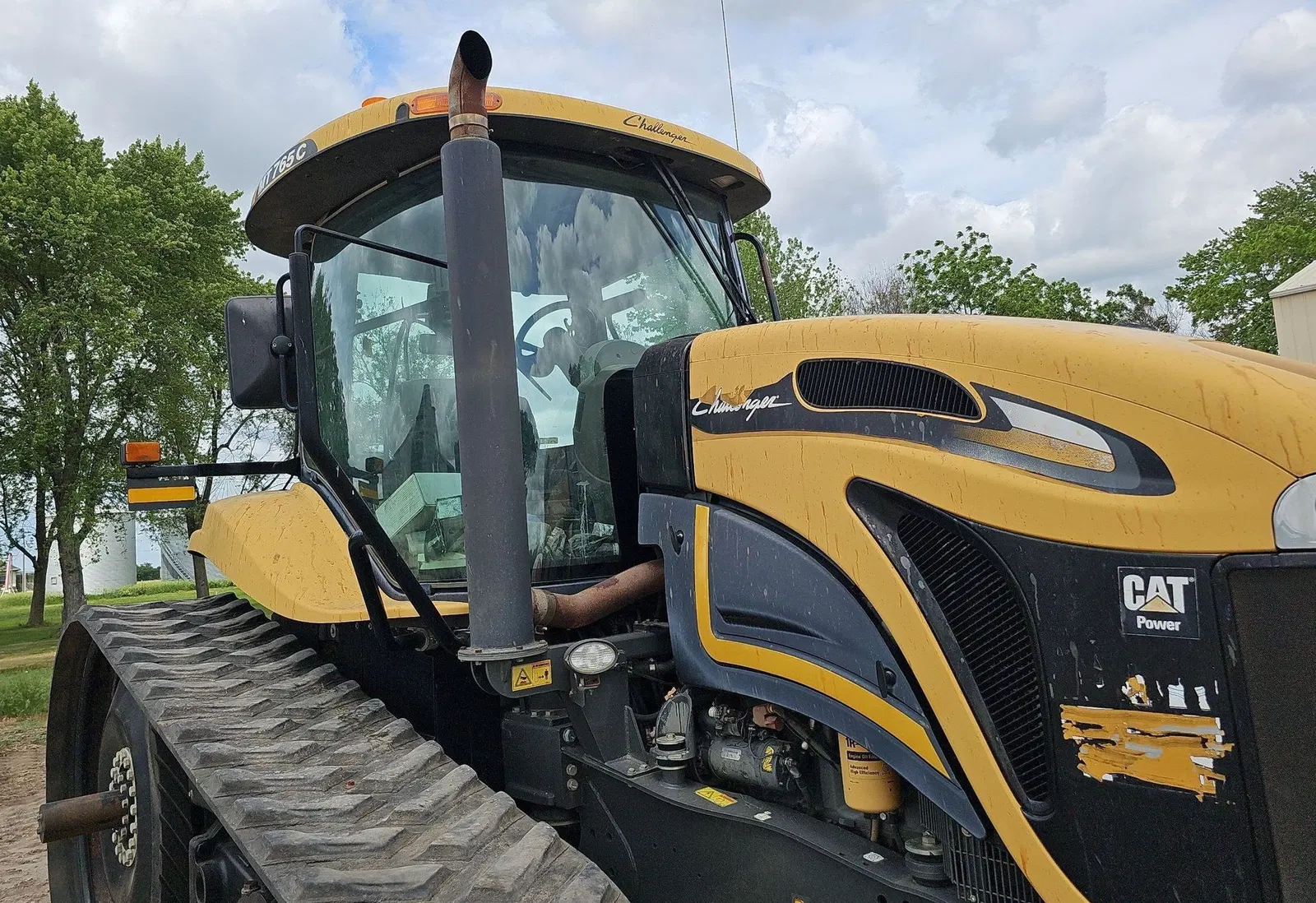 Challenger MT765C