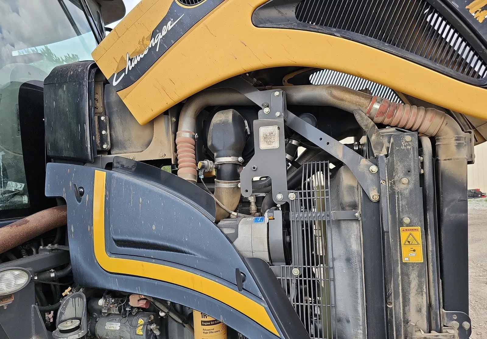 Challenger MT765C