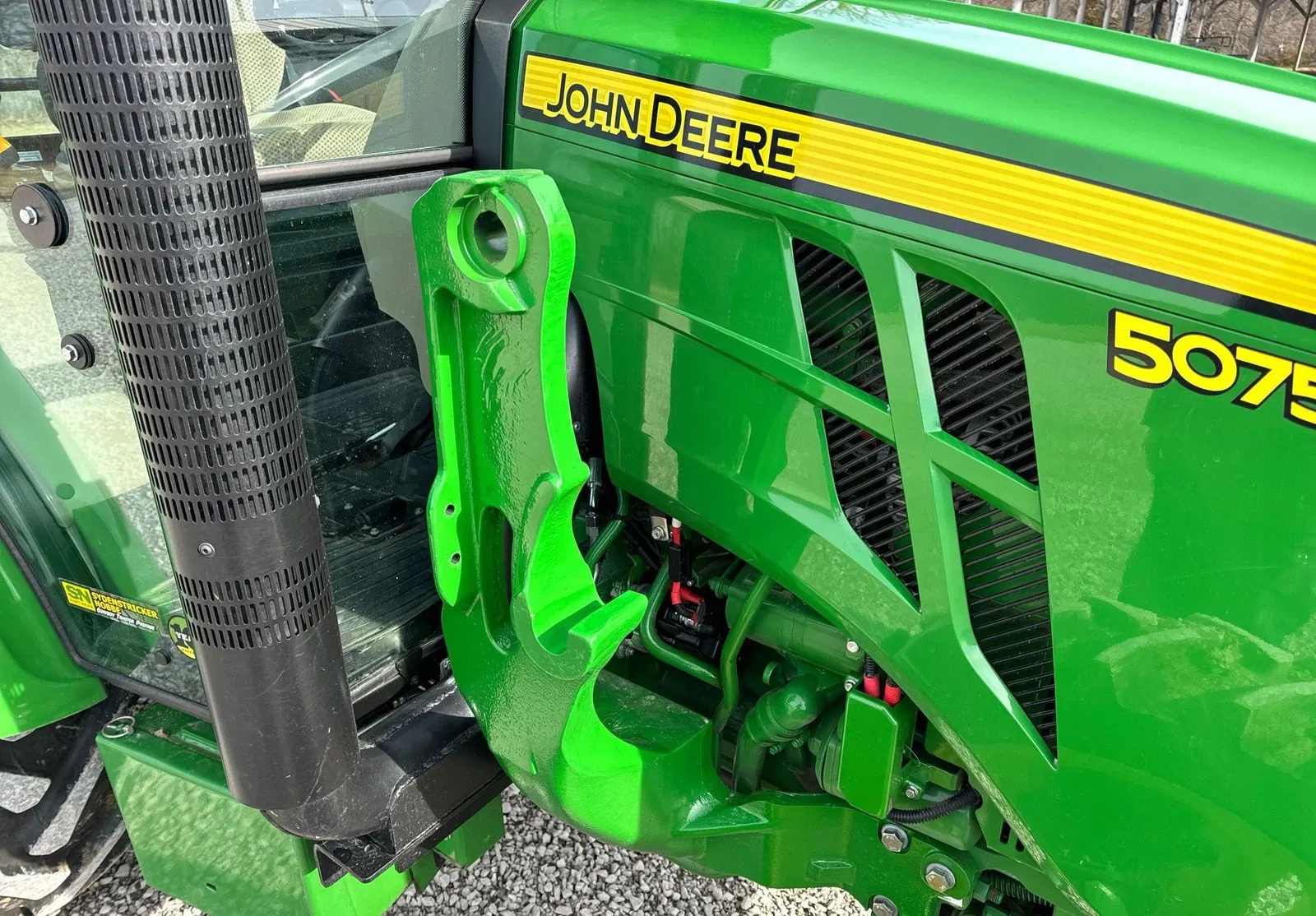 2022 John Deere 5075E