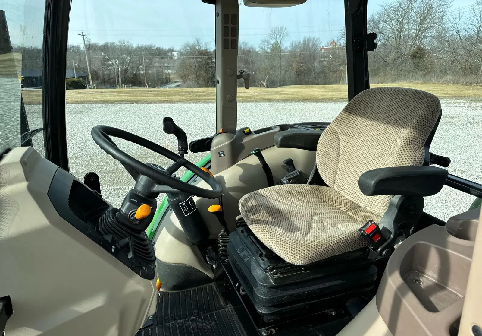 2022 John Deere 5075E