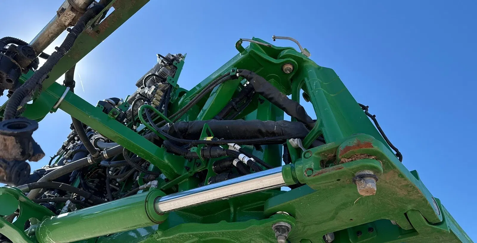 2025 John Deere 412R