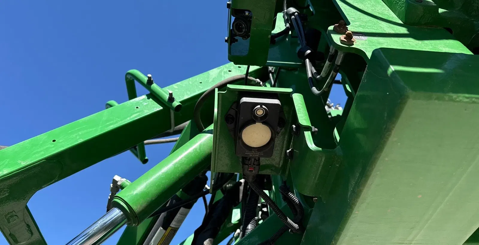 2025 John Deere 412R