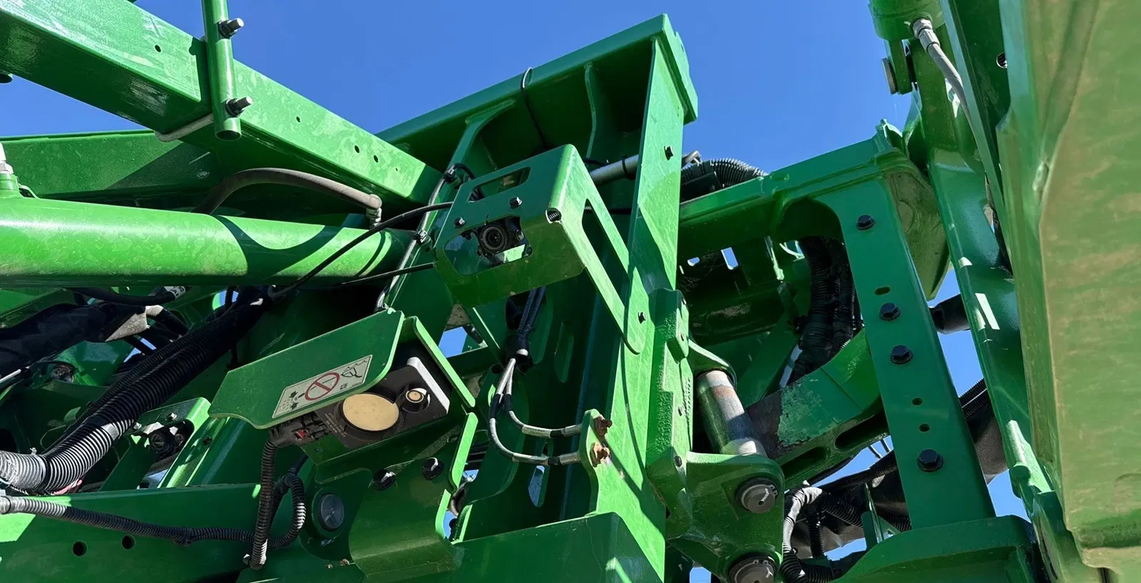 2025 John Deere 412R