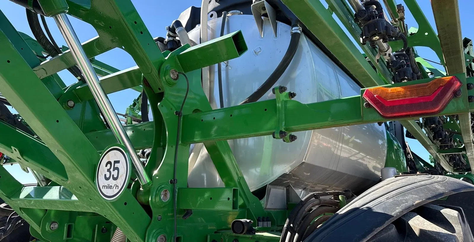 2025 John Deere 412R