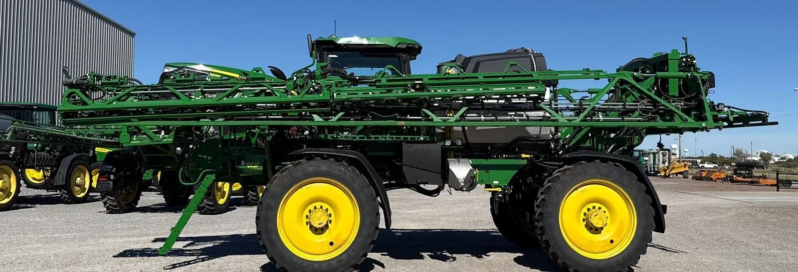 2025 John Deere 412R