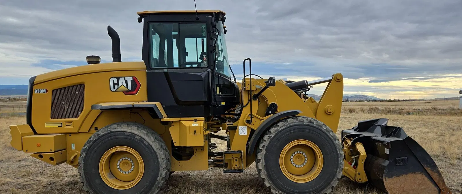 2023 Caterpillar 930M