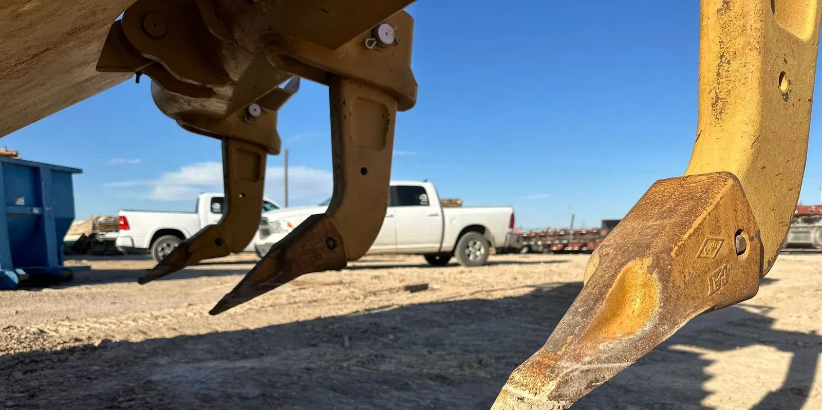 2022 Caterpillar D5