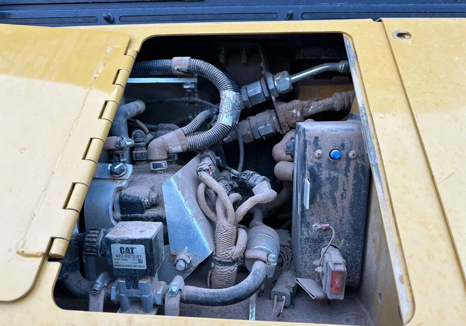2022 Caterpillar D5