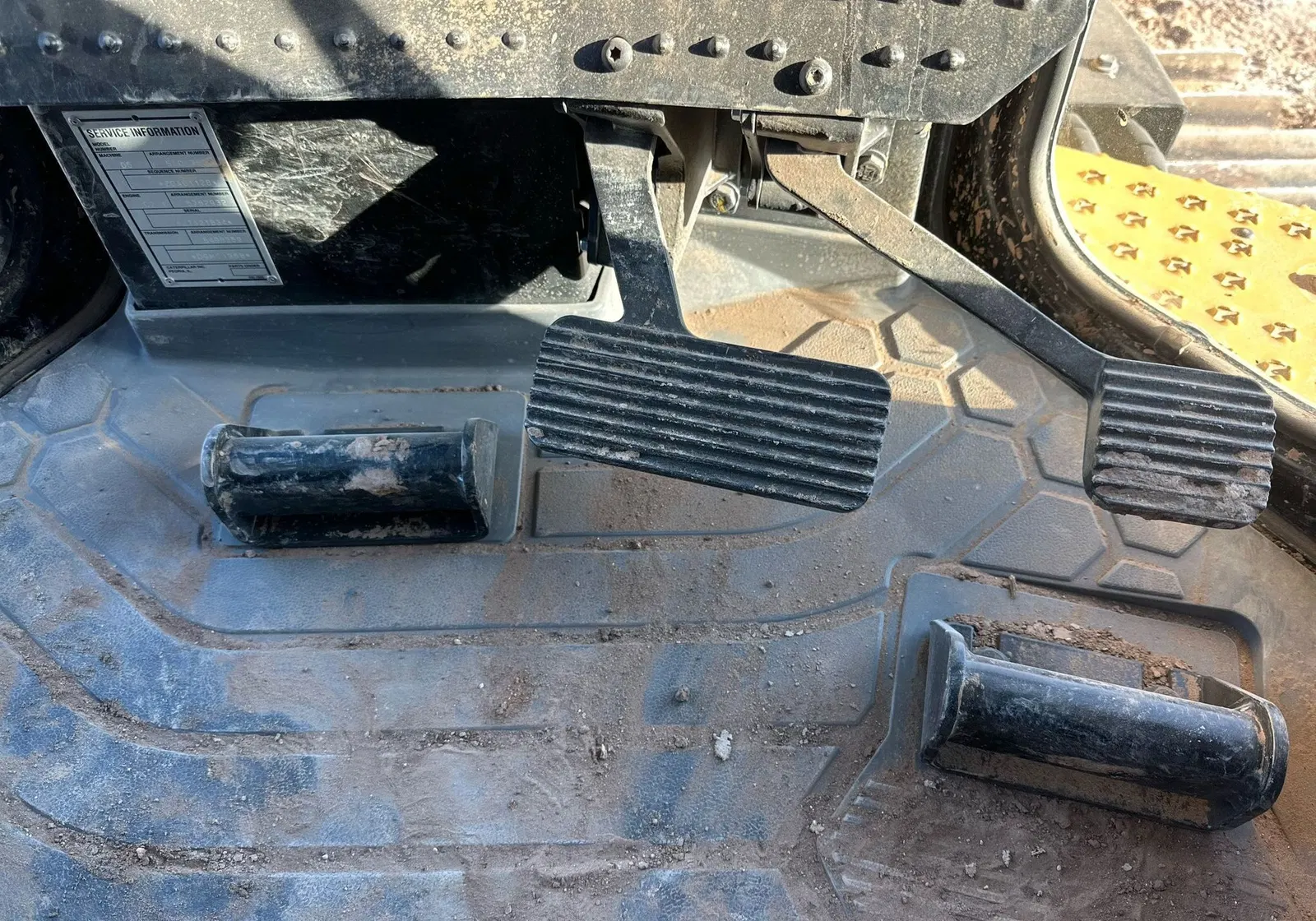 2022 Caterpillar D5