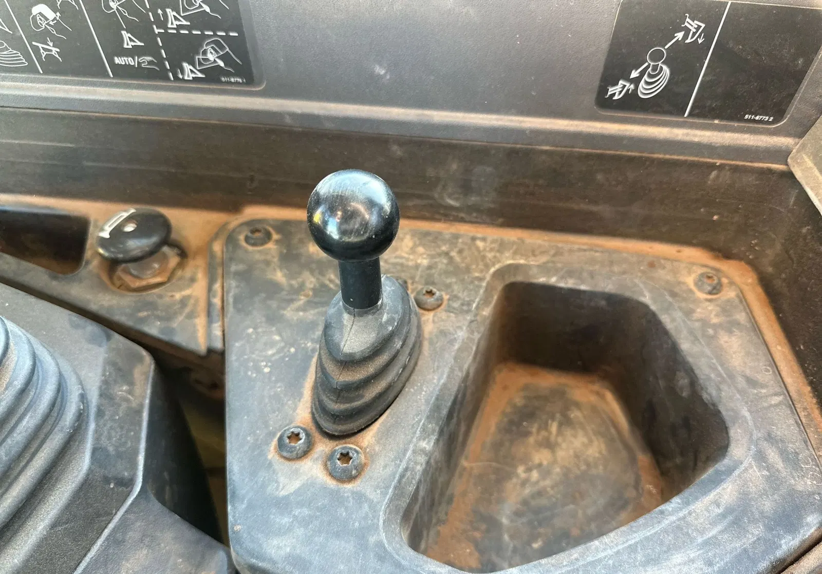 2022 Caterpillar D5