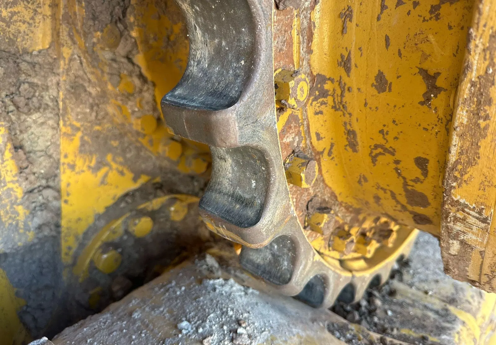 2022 Caterpillar D5