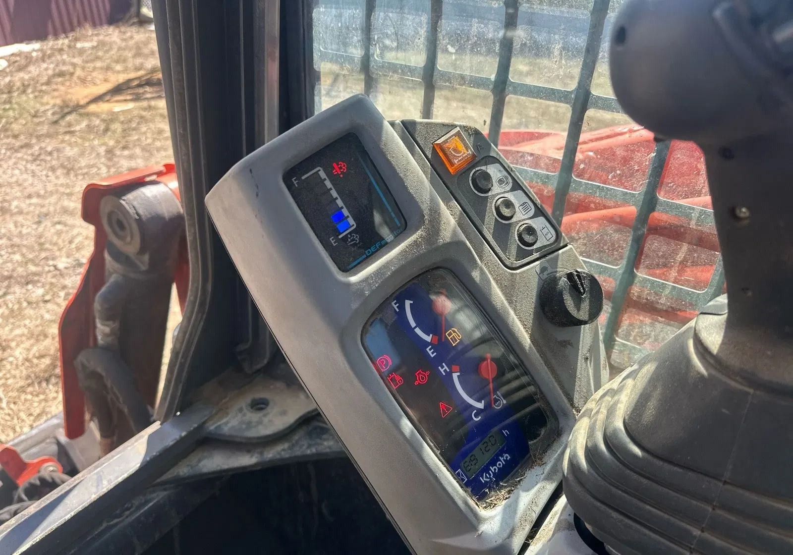 2023 Kubota SVL97-2
