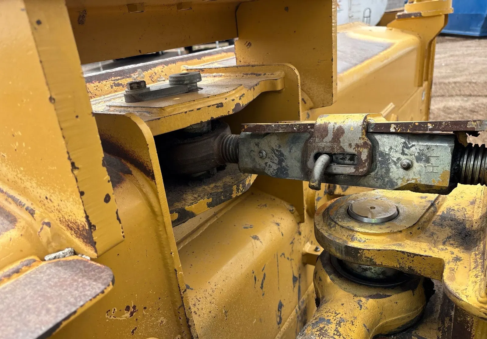 2017 Caterpillar D6T