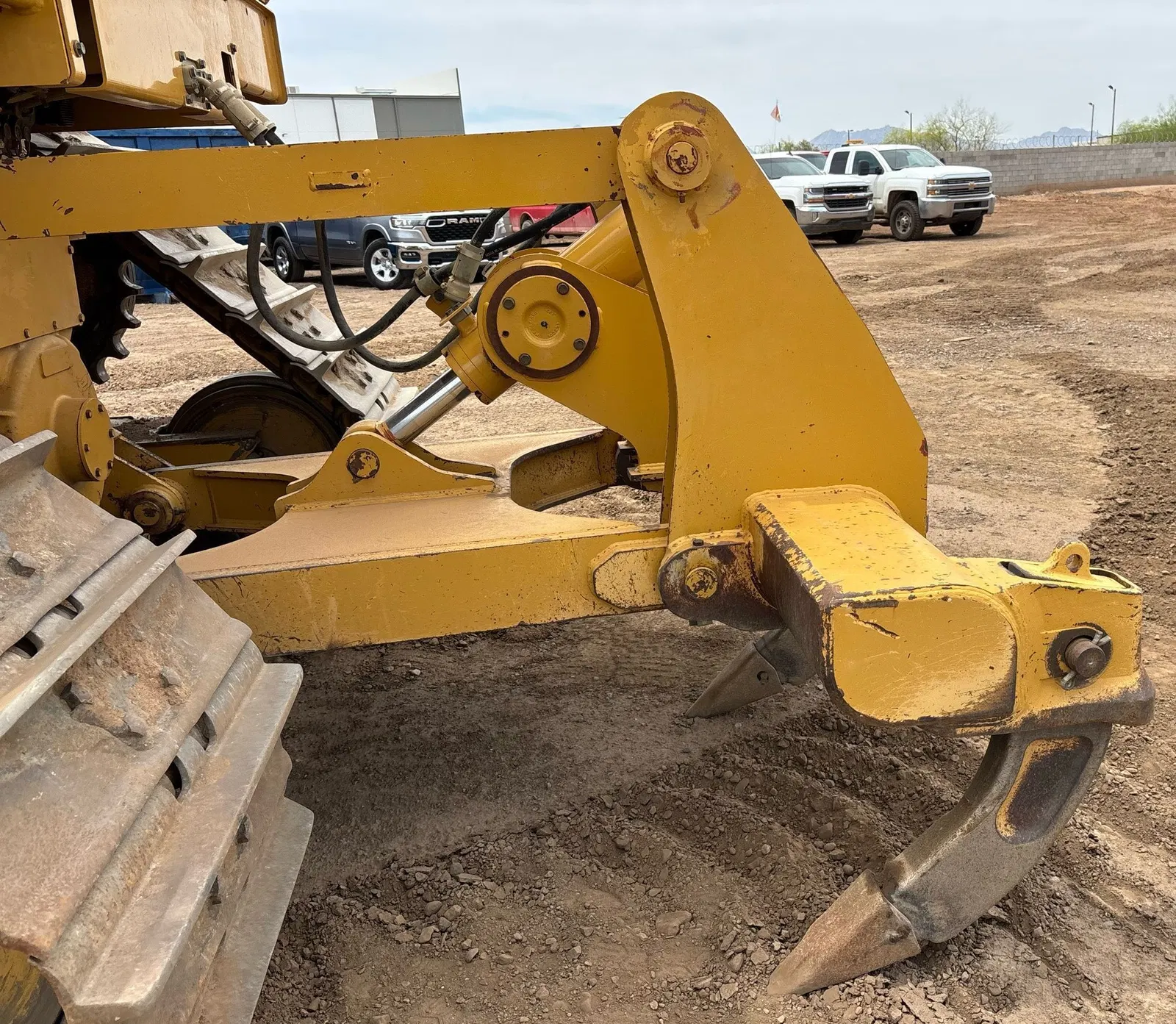 2017 Caterpillar D6T