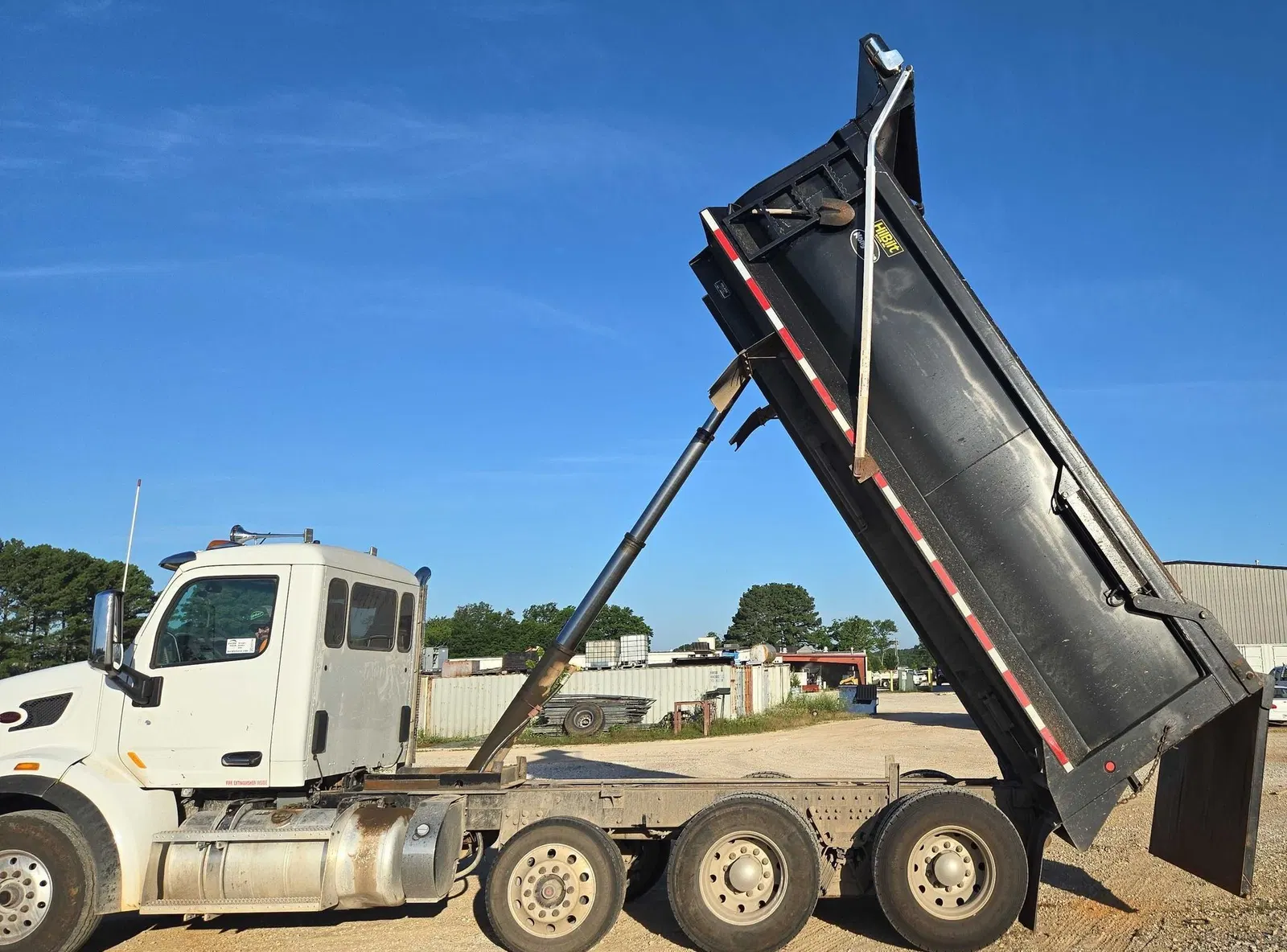 2016 Peterbilt 567