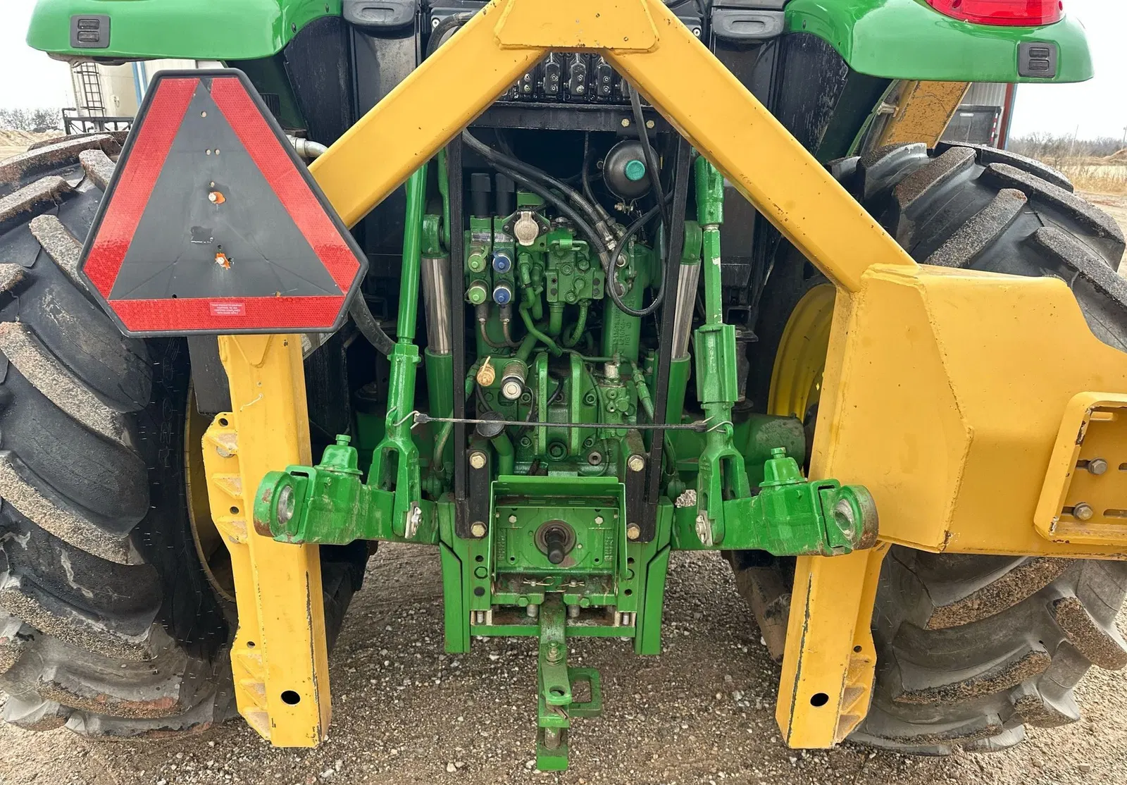 2017 John Deere 6110M