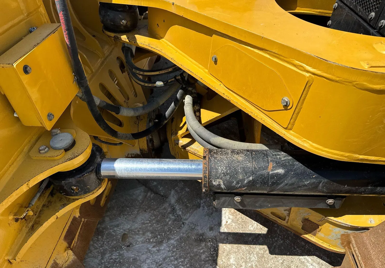 2023 Caterpillar D6