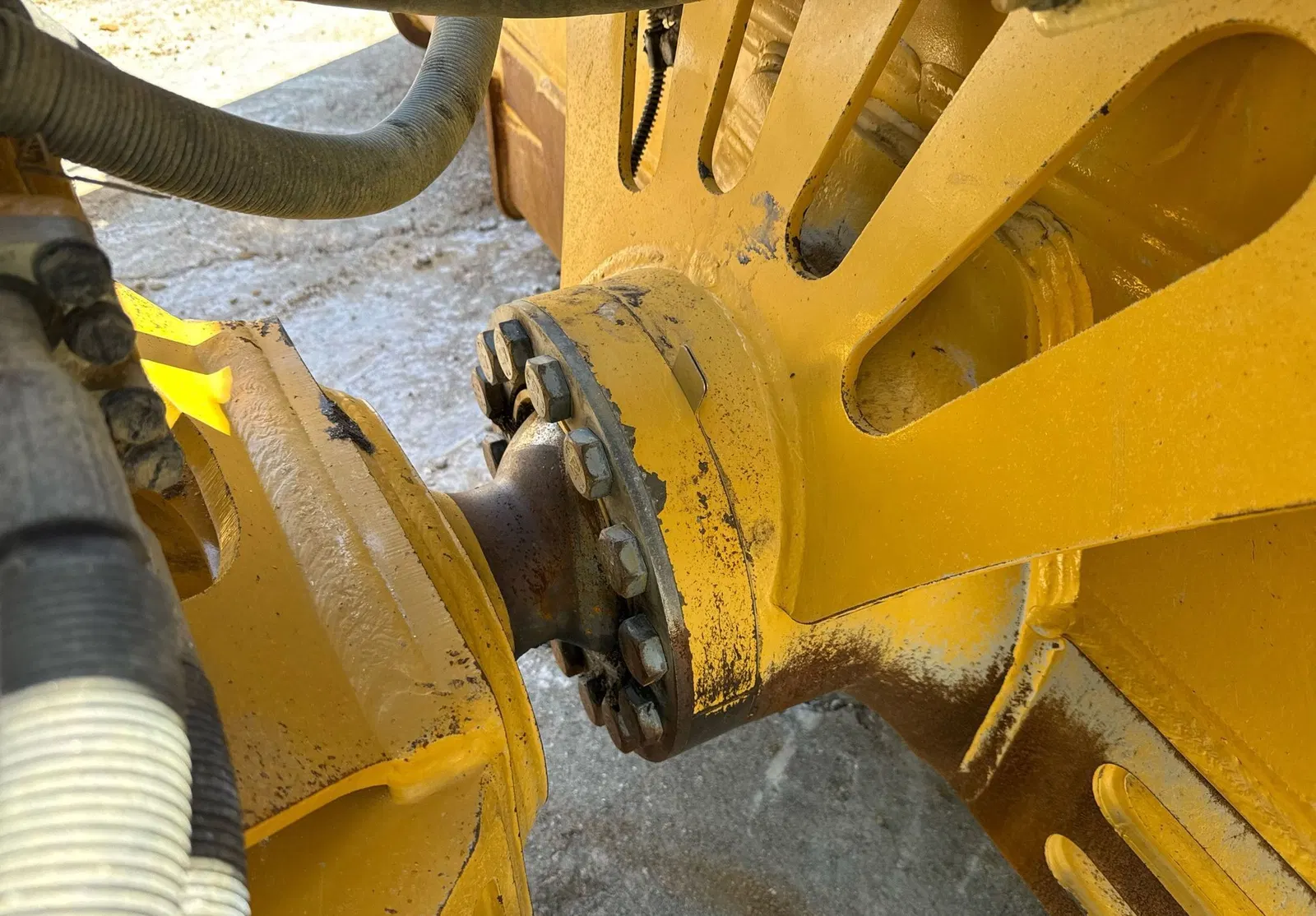 2023 Caterpillar D6
