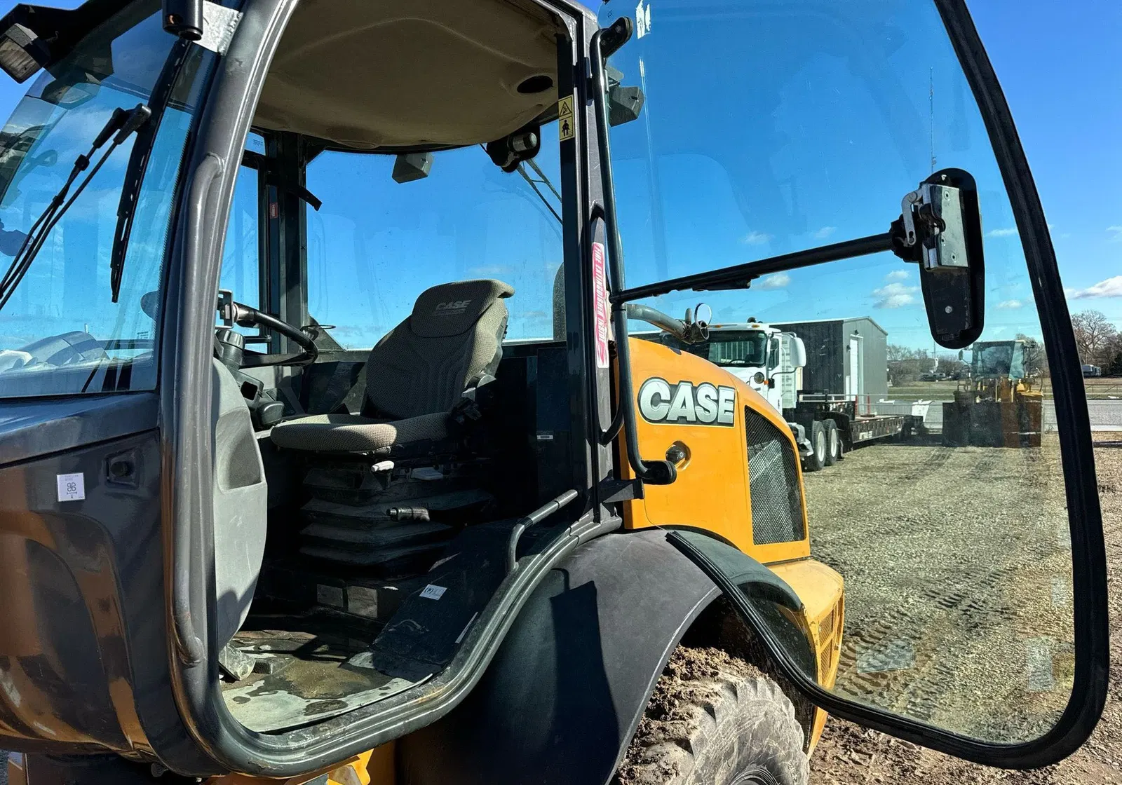 2016 Case 321F