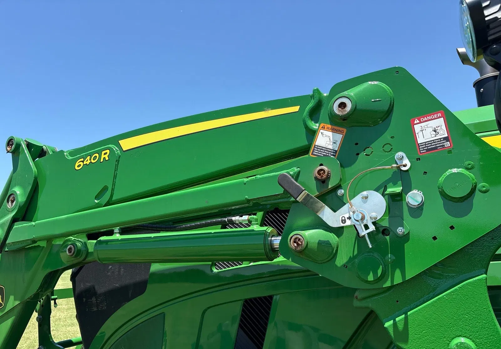 2024 John Deere 6R