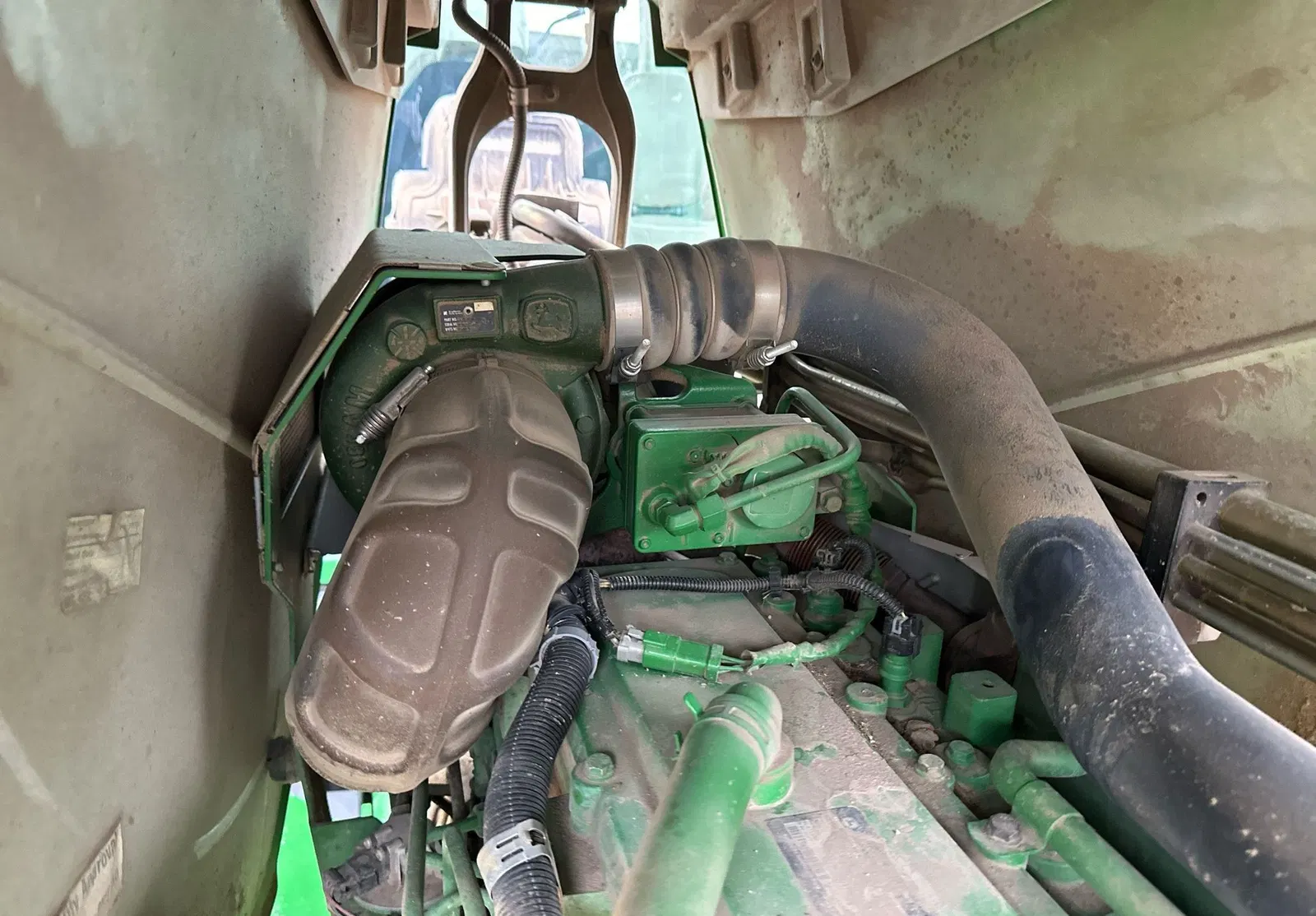 2010 John Deere 8320R