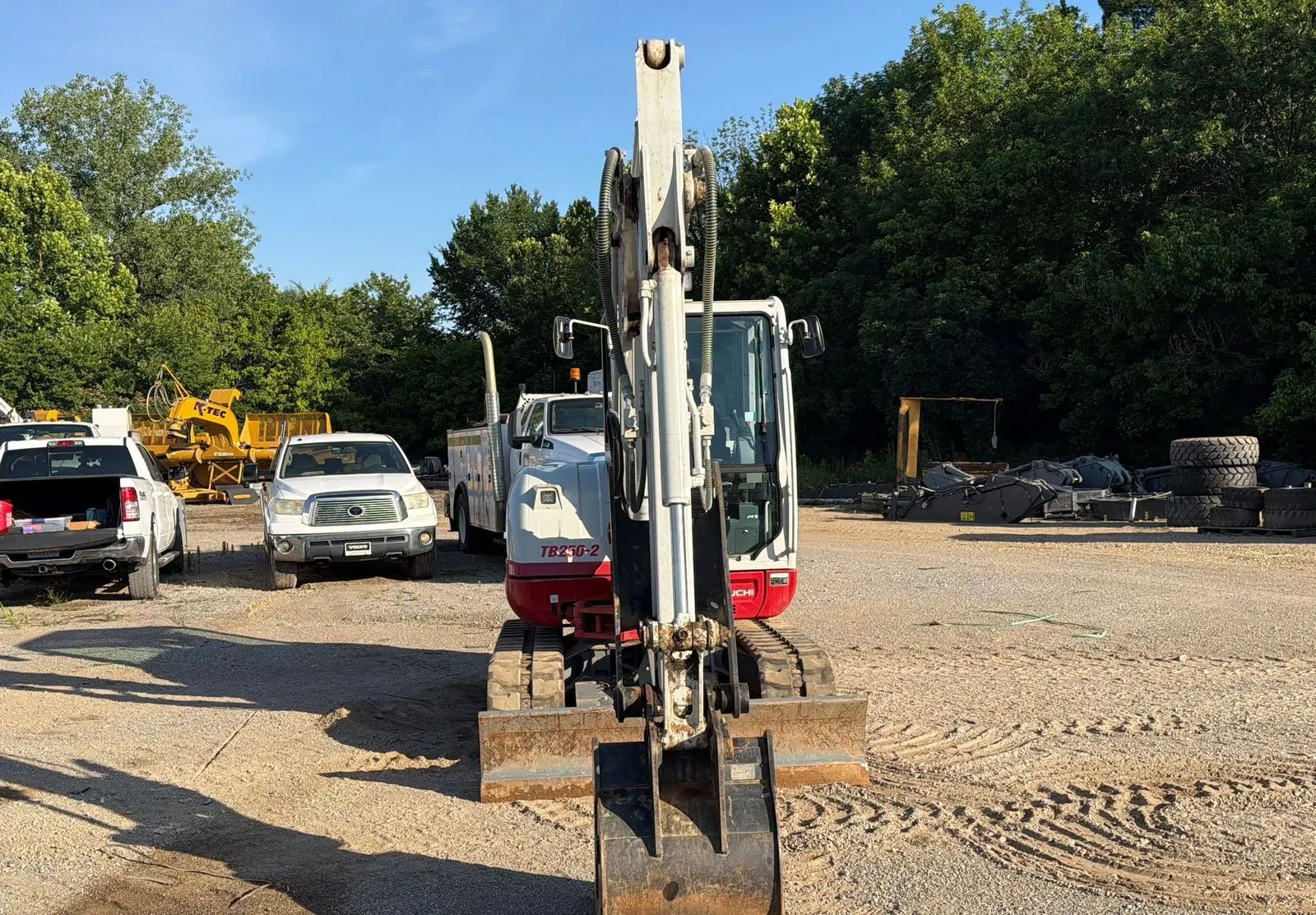 2024 Takeuchi TB250-2