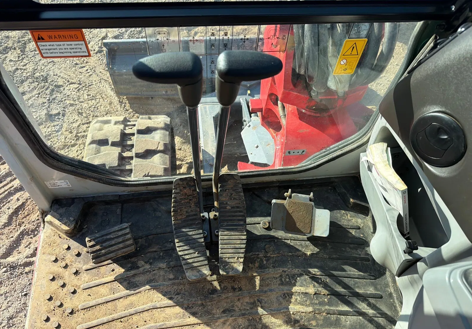 2024 Takeuchi TB250-2