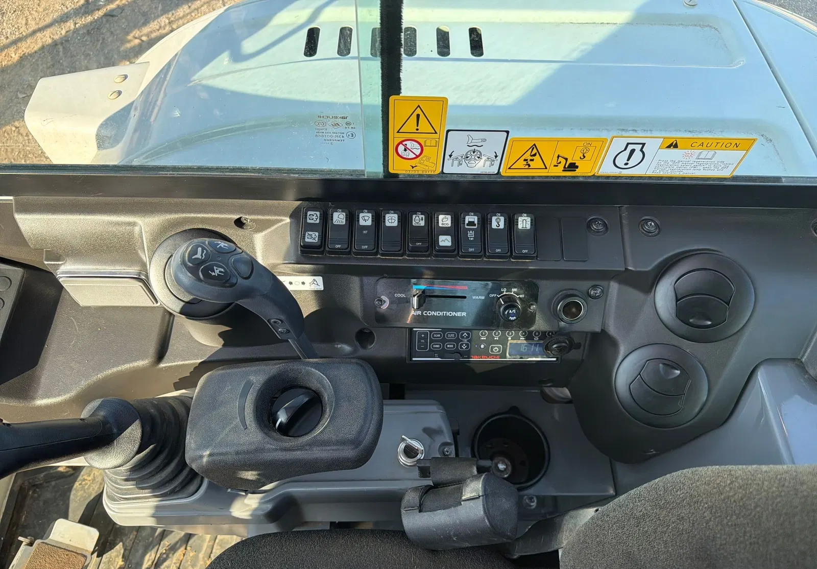 2024 Takeuchi TB250-2