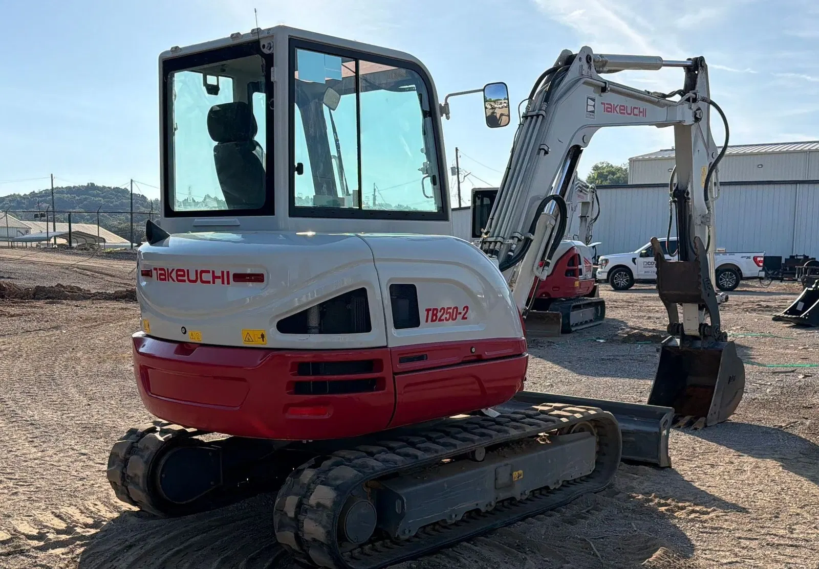 2024 Takeuchi TB250-2