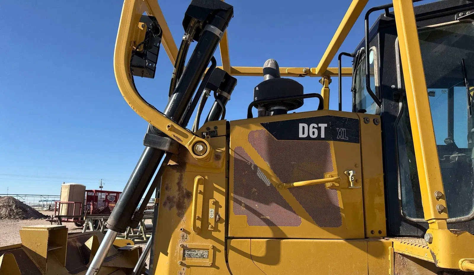 2014 Caterpillar D6T