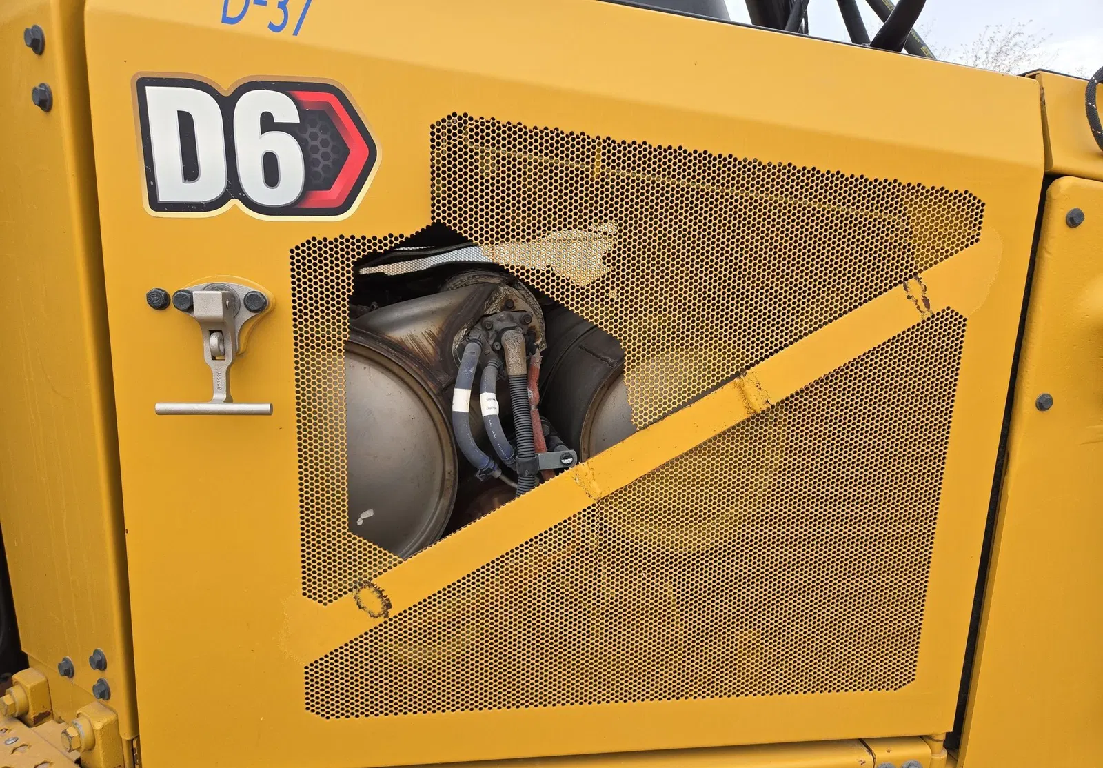 2020 Caterpillar D6