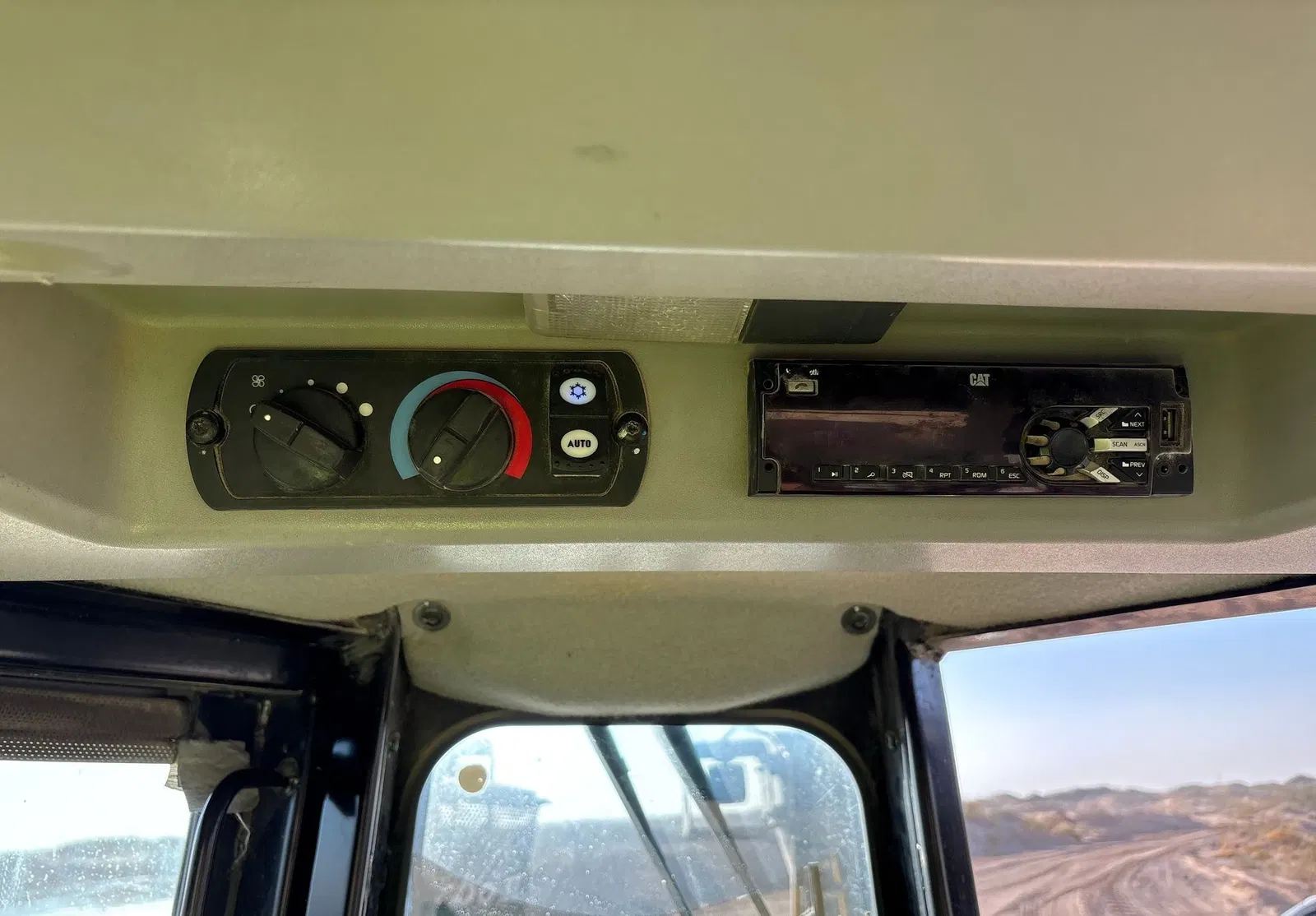 2017 Caterpillar D8T