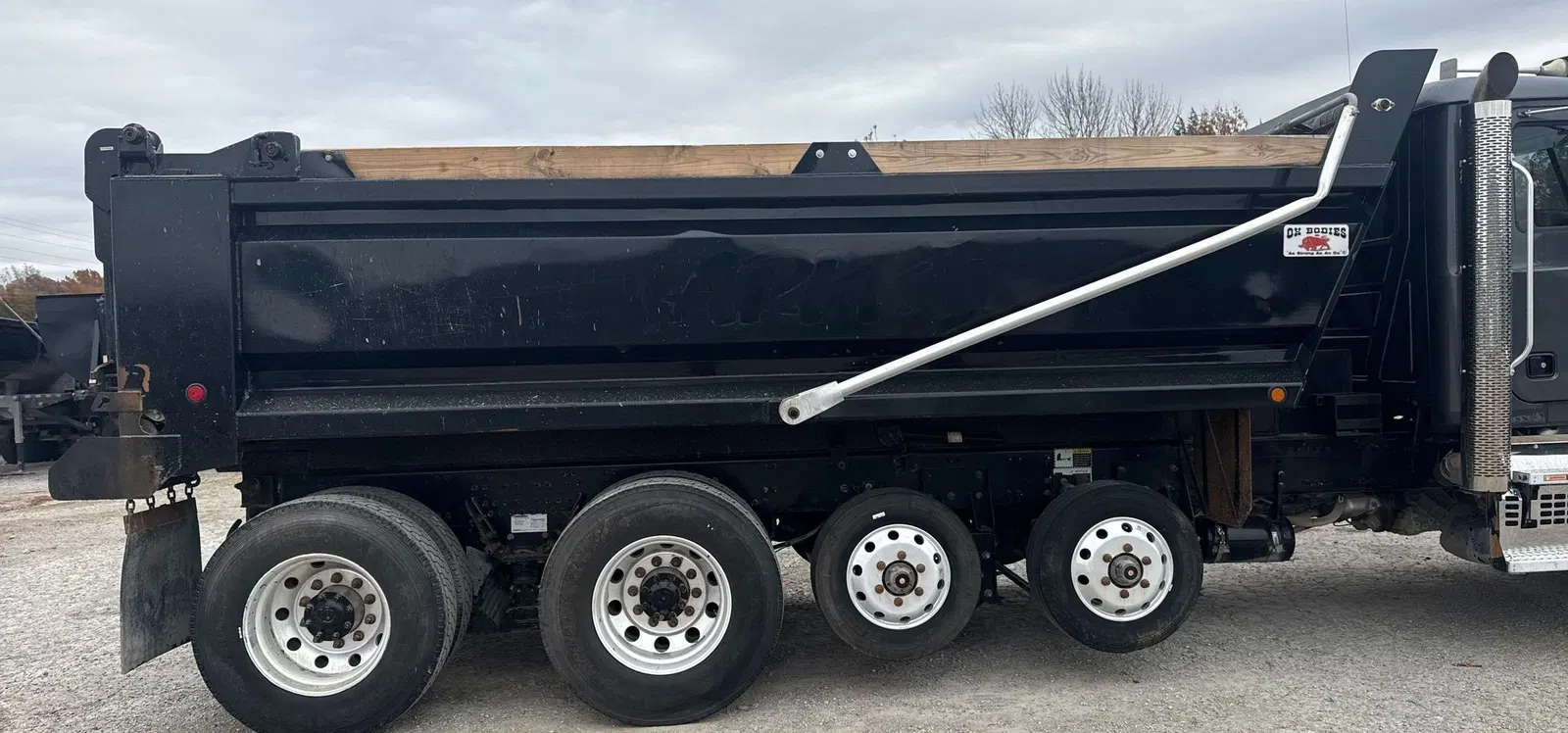 2023 Mack Granite