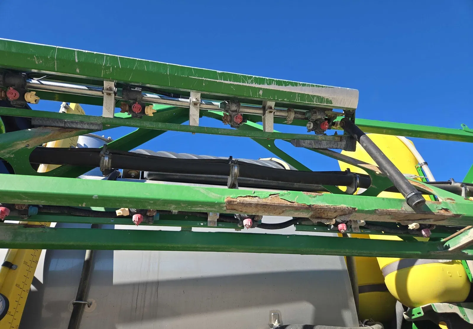 2016 John Deere R4045