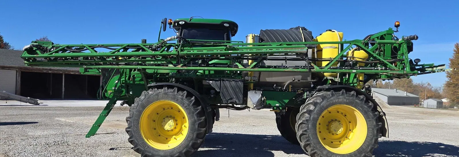 2016 John Deere R4045