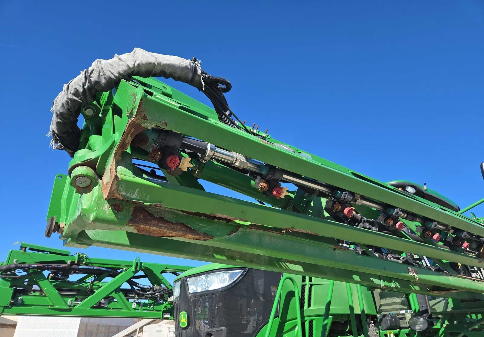 2016 John Deere R4045