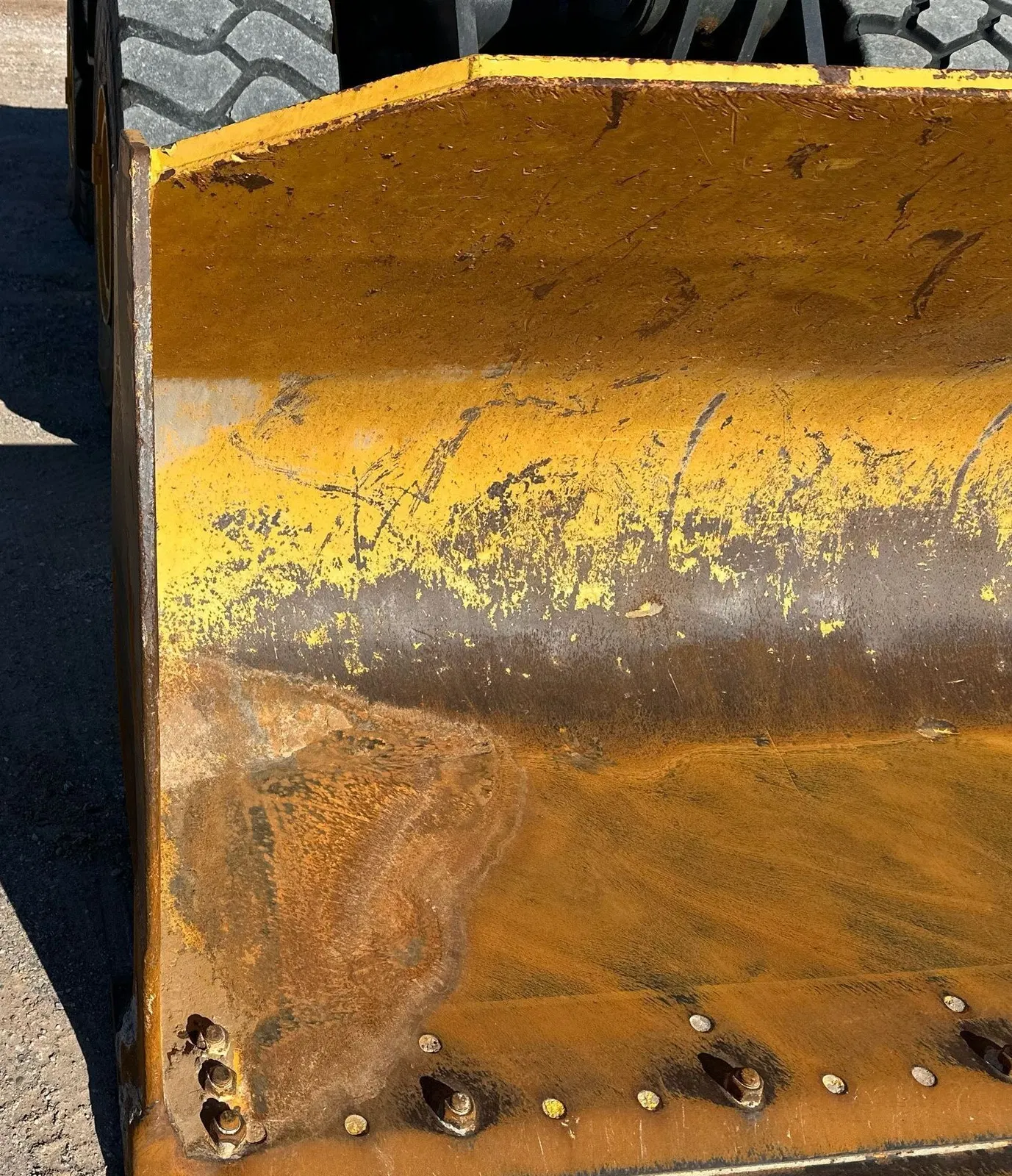 2012 John Deere 744K