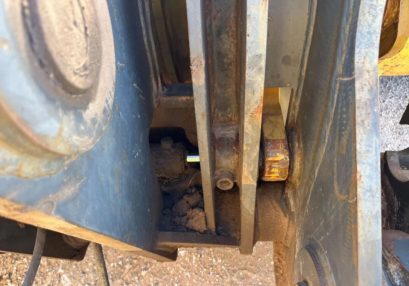 2012 John Deere 744K