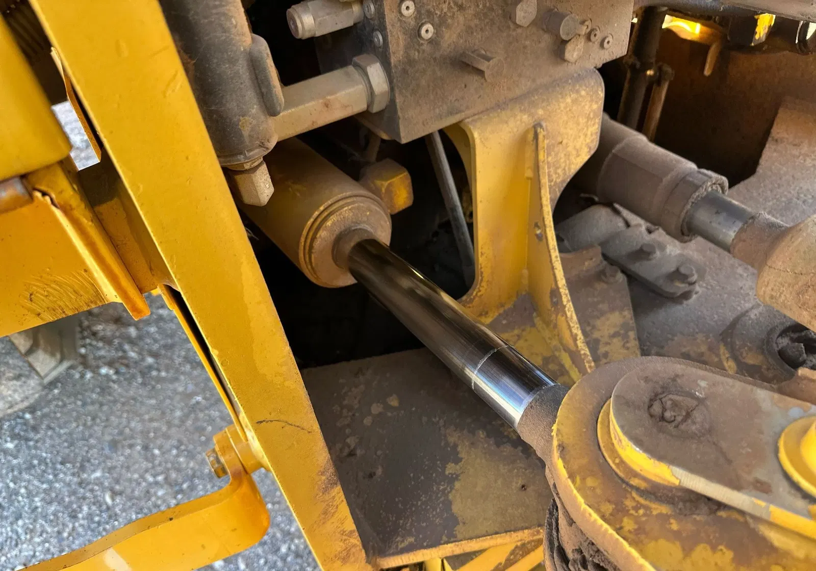 2012 John Deere 744K