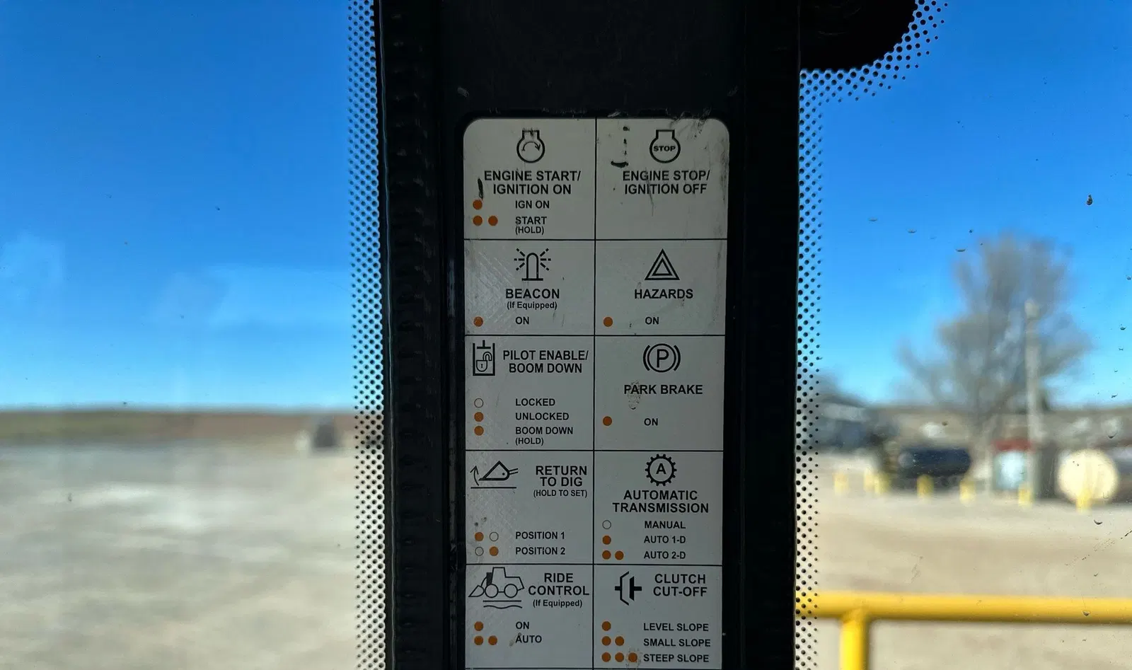 2012 John Deere 744K