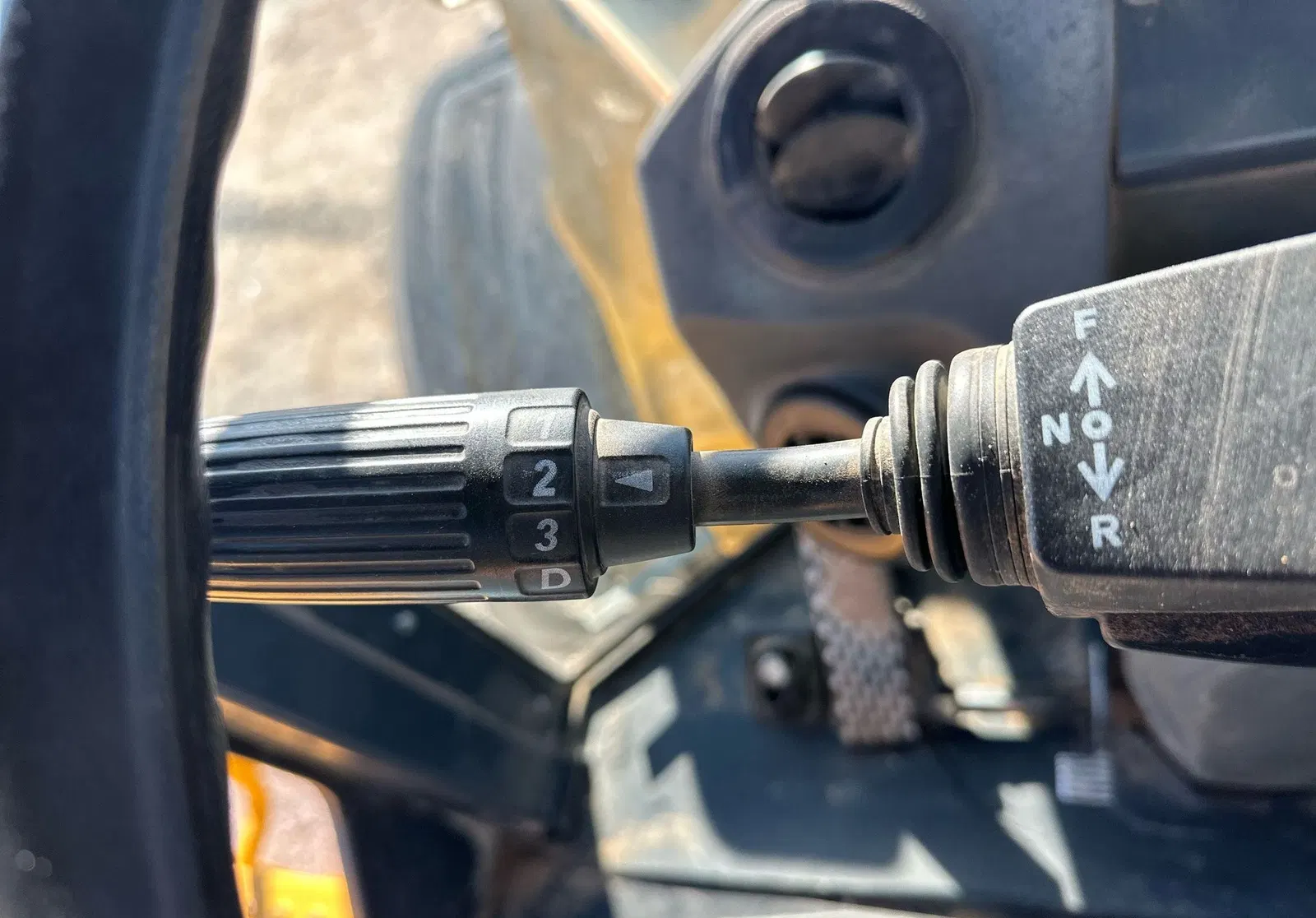 2012 John Deere 744K