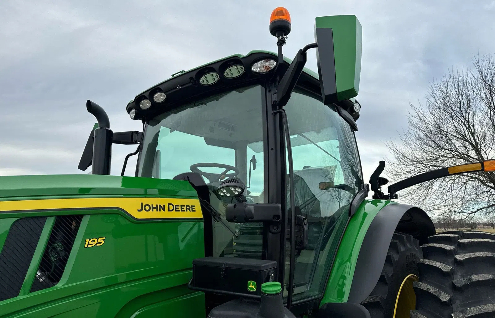 2022 John Deere 6R195